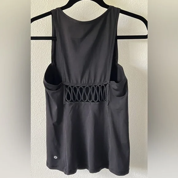 Lululemon Athletica Sweaty Or Not Tank Top Black Cutout Size 4 - Picture 3 of 6